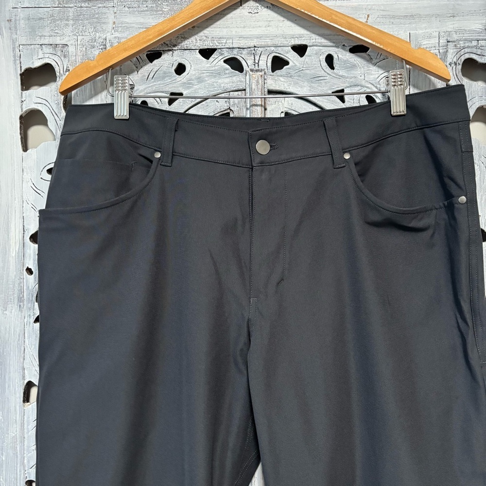 Lululemon Men's ABC Pant Classic 32" in Obsidian Dark Gray Size 36 - Picture 7 of 12